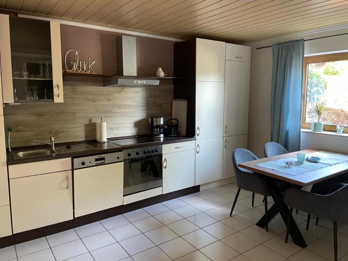 Haus Baerbel Apartman Geisfeld  Kültér fotó