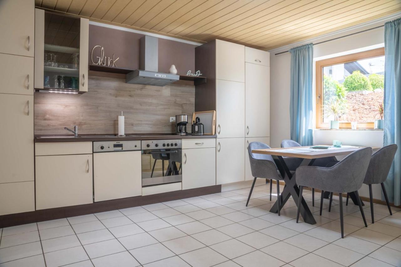 Haus Baerbel Apartman Geisfeld  Kültér fotó