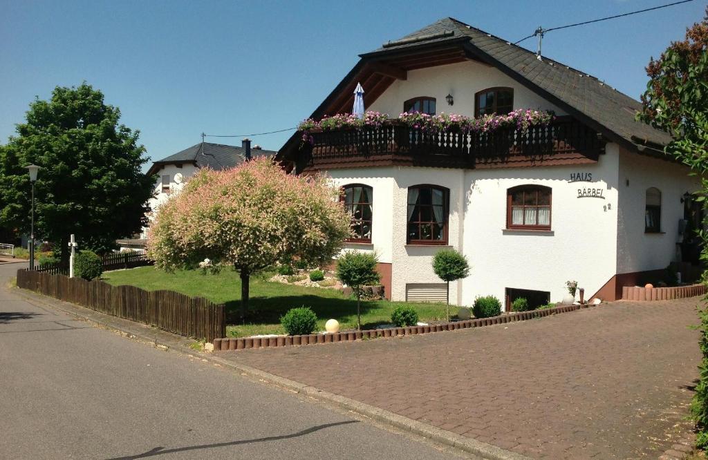 Haus Baerbel Apartman Geisfeld  Kültér fotó